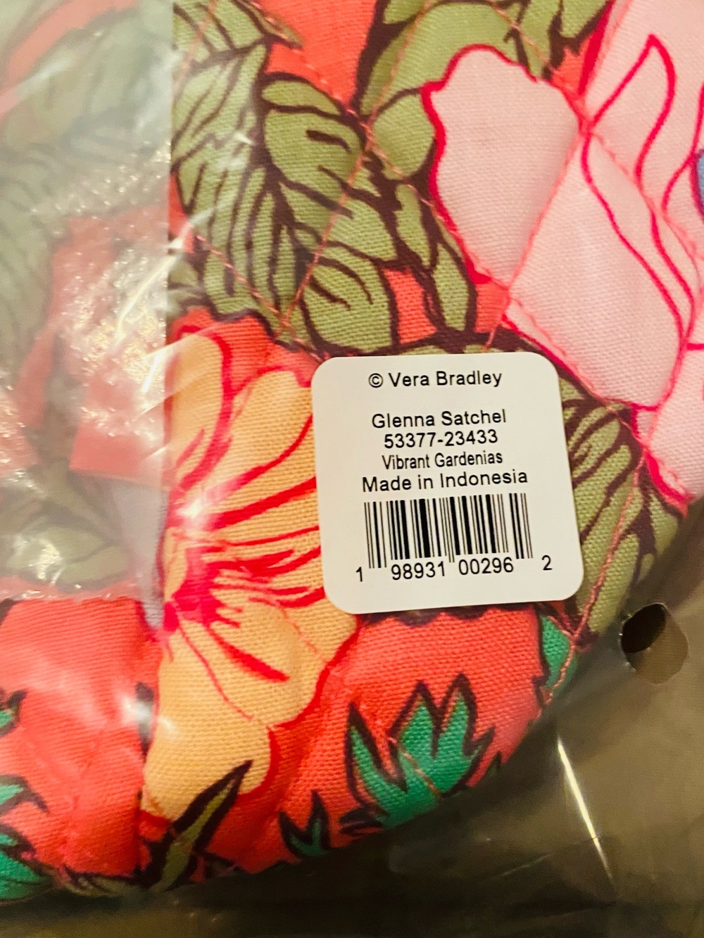 Vera Bradley Glenna Satchel. NWT. Vibrant Gardenias - Picture 4 of 5